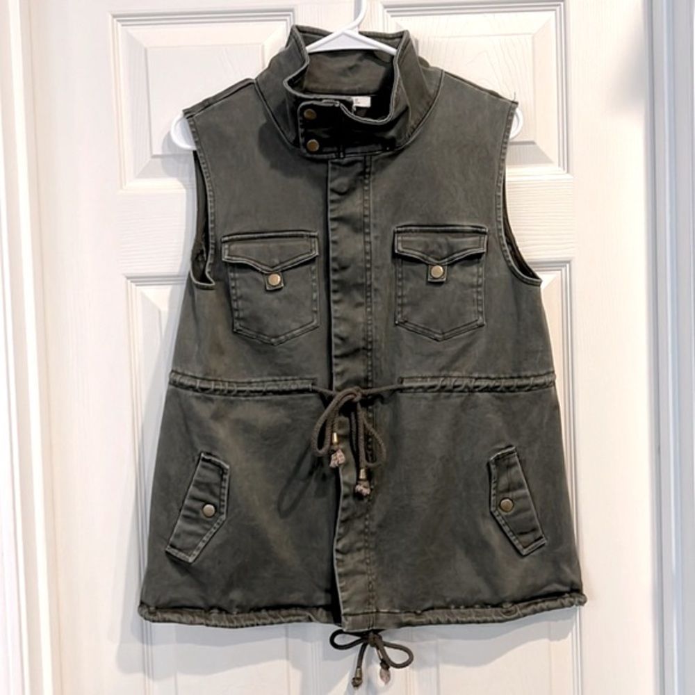 Honey Belle Utility Vest Size Medium